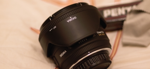 Pentax_FA77_f1_8.jpg