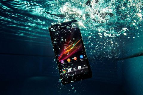 water-and-dust-resistant-sony-xperia-zr-smart-L-7X8IWo.jpeg