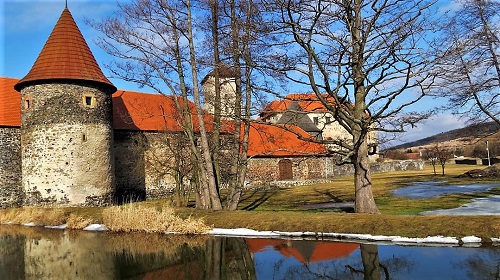 Sumava_a_Bayernwald_a_vodni_hrad_229.jpg